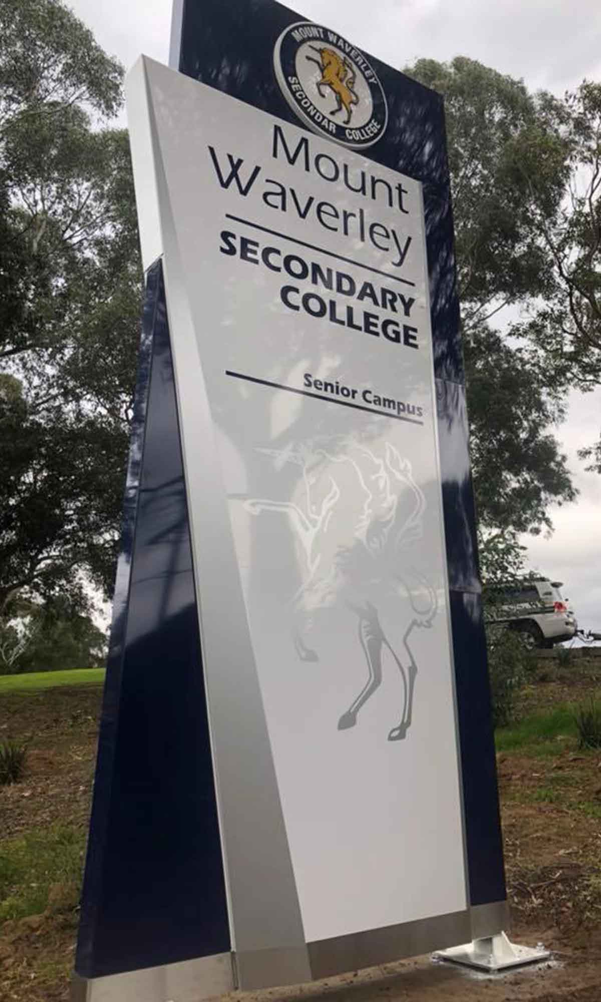 Pylon signs Melbourne manufactured and installed for Maroondah Council